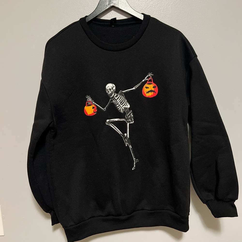 Skeleton print black sweatshirt size XS
